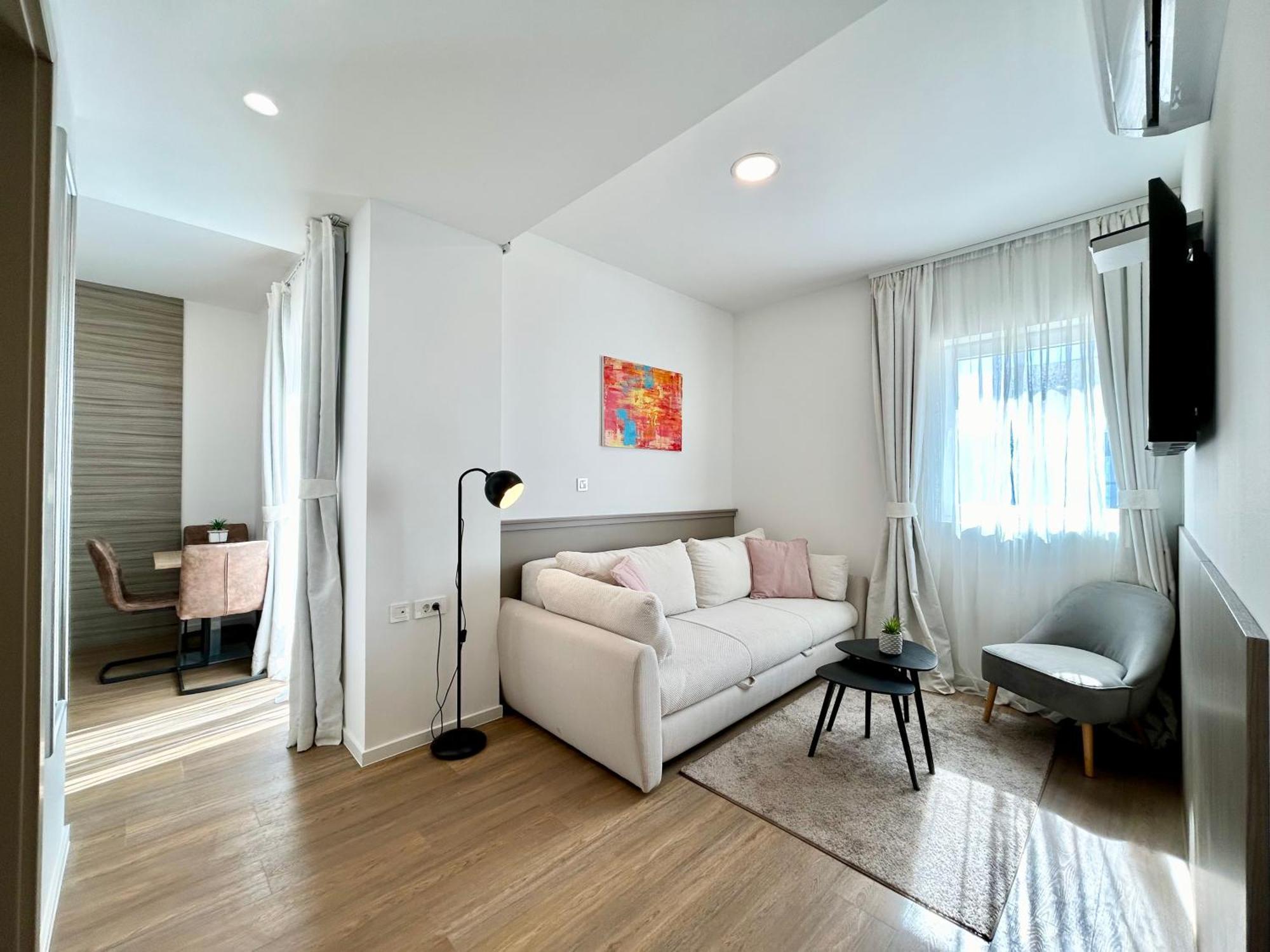 Deluxe Villa No.10 - Rooms & Apartments มันเดร ภายนอก รูปภาพ