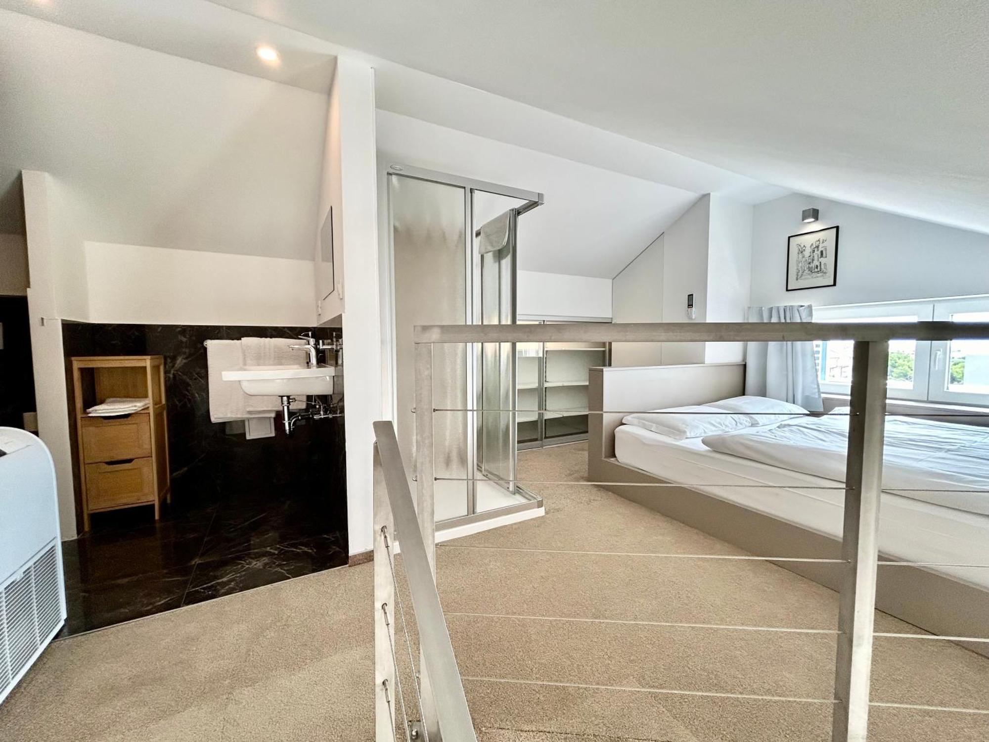 Deluxe Villa No.10 - Rooms & Apartments มันเดร ภายนอก รูปภาพ
