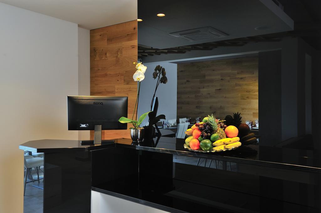 Deluxe Villa No.10 - Rooms & Apartments มันเดร ภายนอก รูปภาพ